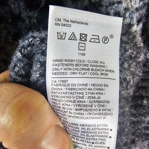 Athleta Westlake Textured Button Cardigan Sz M Merino Blend Preppy Quiet Luxury - Picture 8 of 10